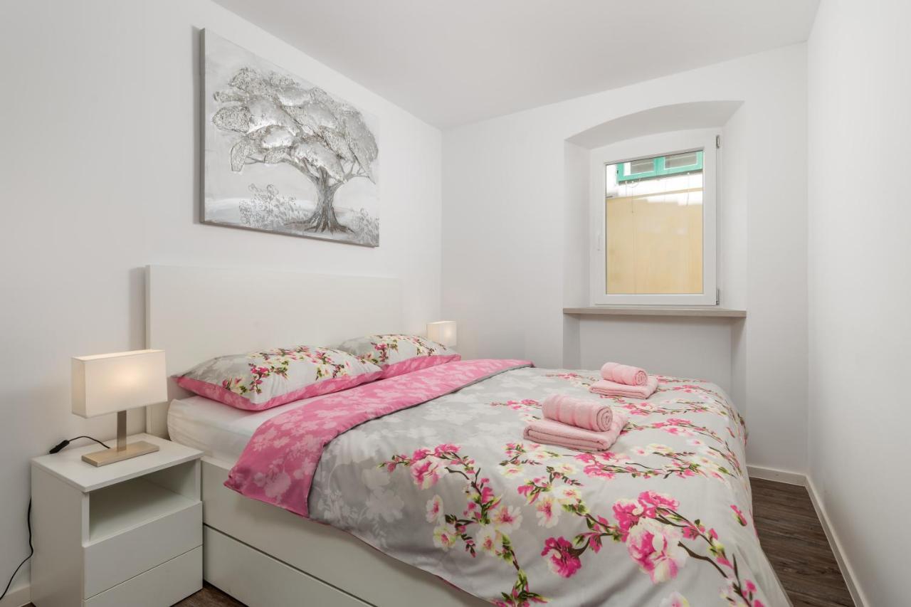 Central Apartments Dalmatina Ριέκα Εξωτερικό φωτογραφία