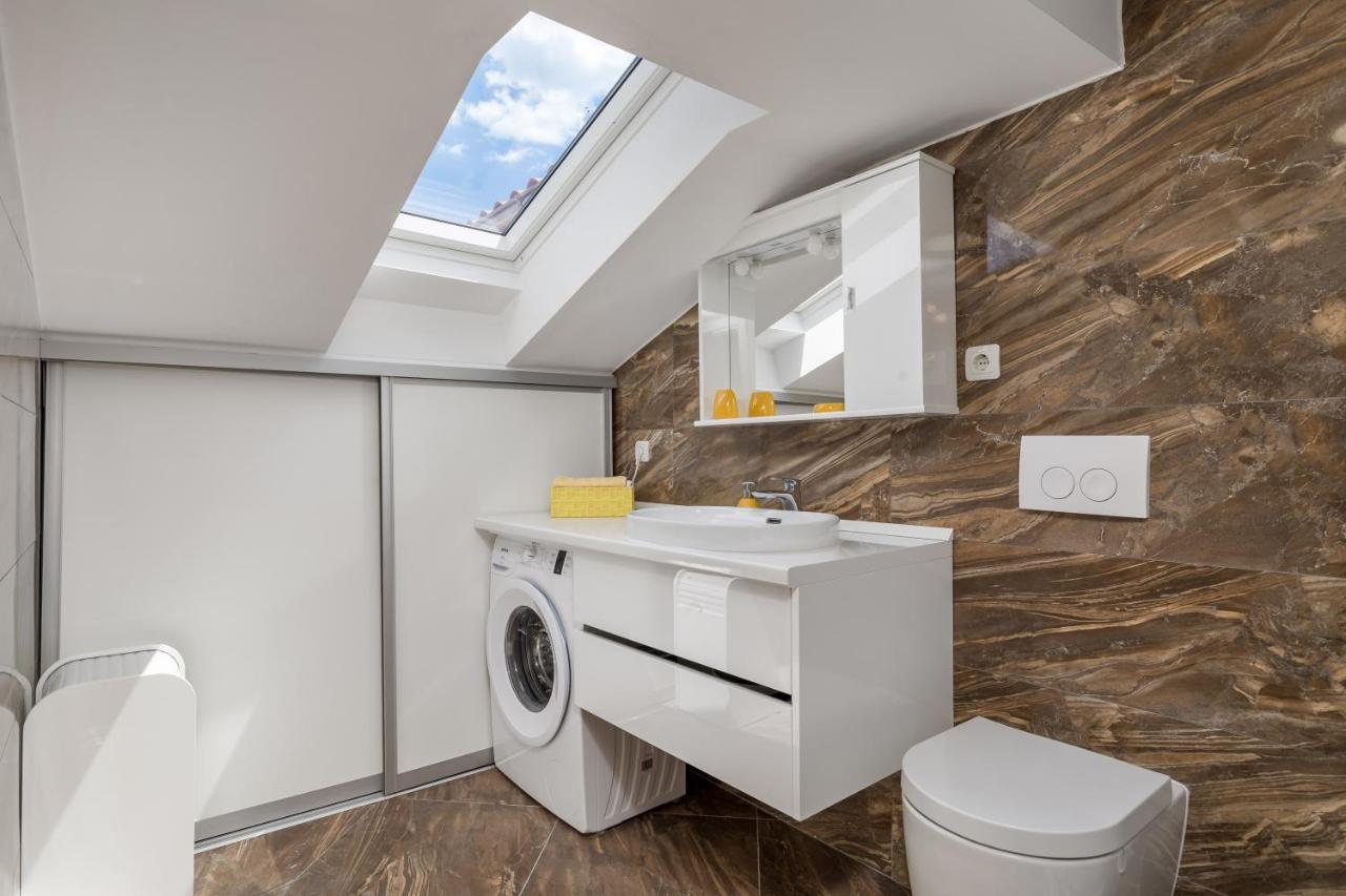 Central Apartments Dalmatina Ριέκα Εξωτερικό φωτογραφία