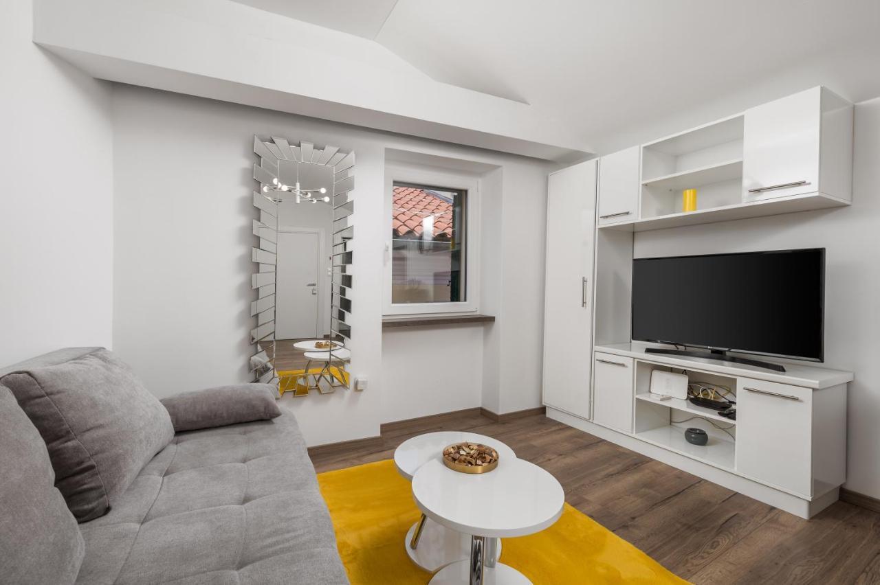 Central Apartments Dalmatina Ριέκα Εξωτερικό φωτογραφία